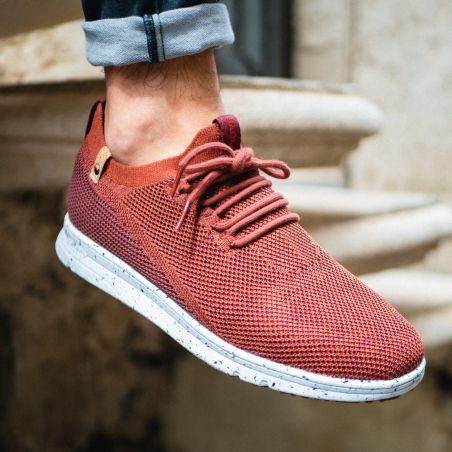 Saola - Tsavo Burgundy, ökologische und vegane Sneaker