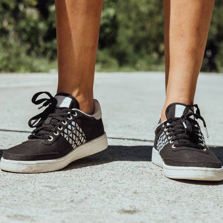 N’go - Saigon Vegan Black Hoa Lu, faire und vegane Sneaker