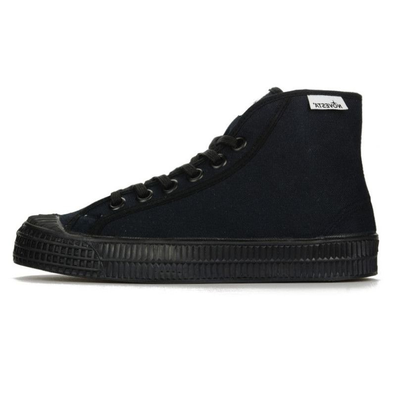 Novesta - Star Dribble All Black, nachhaltige Sneaker